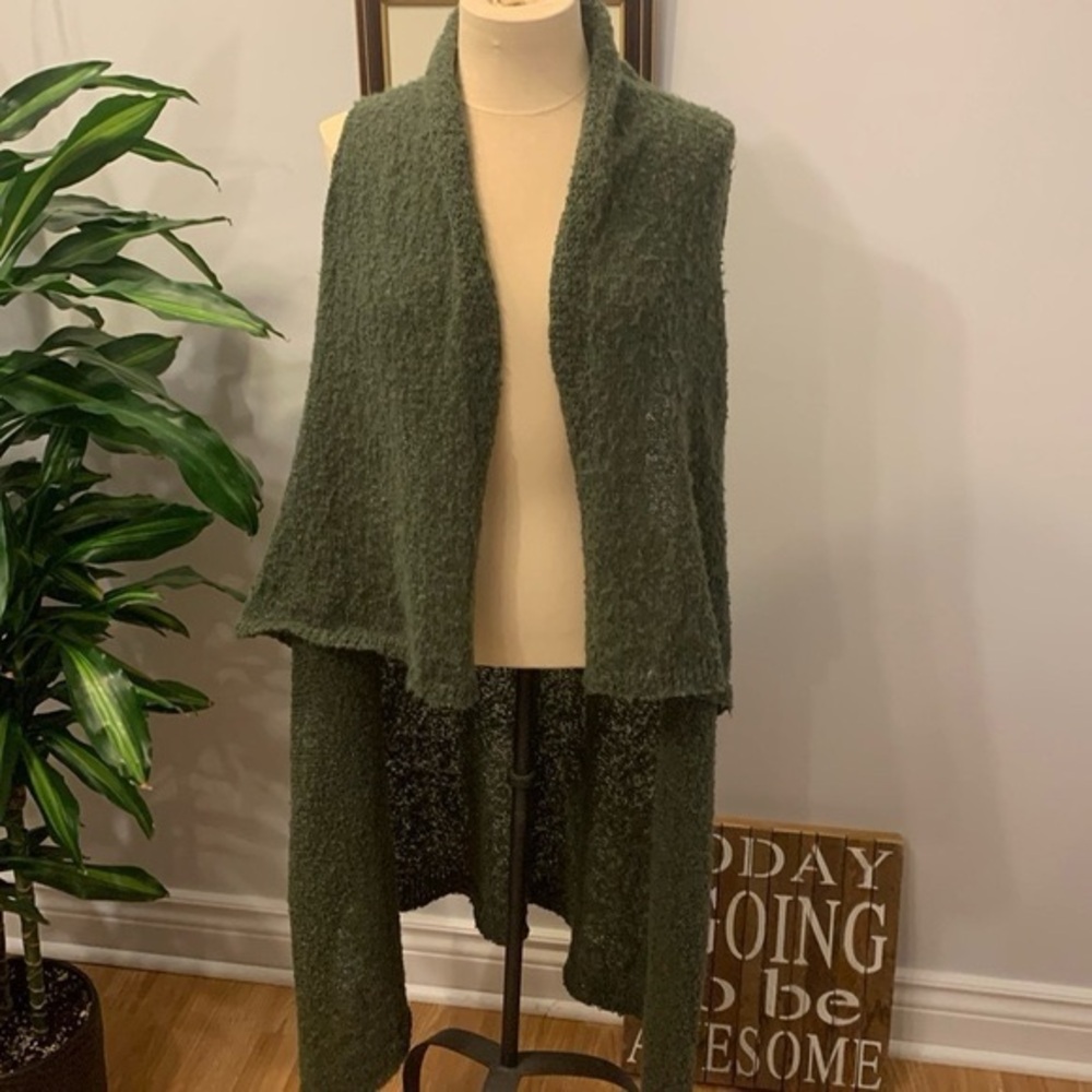 Nobo Green Boucle Sleeveless Duster Cardigan